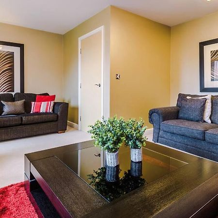 Stylish Townhouse Chester City Centre With Parking Eksteriør billede