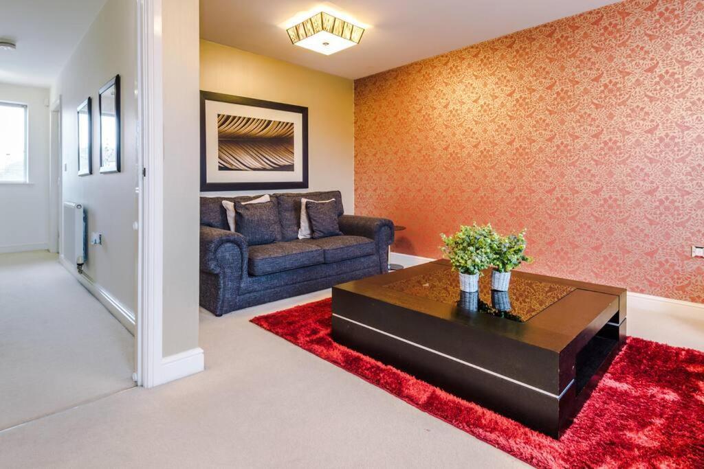 Stylish Townhouse Chester City Centre With Parking Eksteriør billede